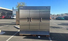 NSF Stainless Steel Reach-In Commercial  3 door freezer CFD-3FF