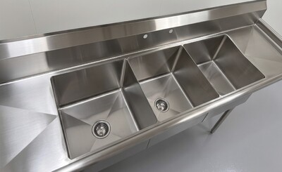 90 ins Stainless Steel 3 Compartment Sink NSF HN-C3T181812-18LR