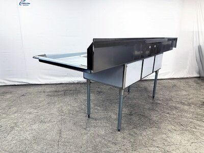 102 in Stainless Steel 3 Compartment sink NSF HN-C3T182412-24LR