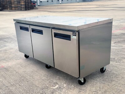 NSF Undercounter freezer 72 ins EUC70F