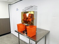 NSF Commercial Orange Juicer Squeezer Extractor Machine 2000E-2