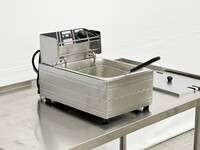 2.5 gallon Electric Countertop Deep Fryer FY81