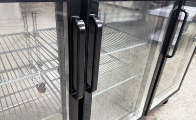 NSF 72 ins Beer Bar Glass Door Refrigerator Black case UBB24-72G