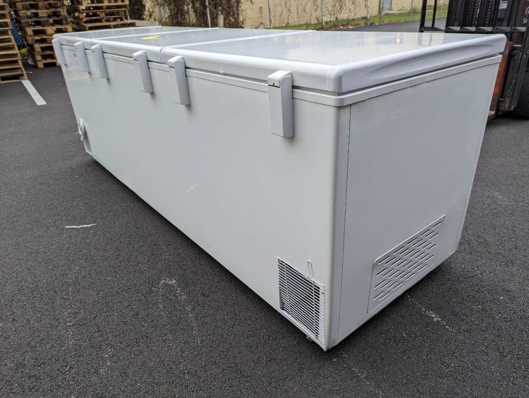Sold at Auction: SMALL CHEST FREEZER CLEAN