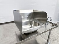 15 ins hand sink with two splashes and faucet NSF HN-HS-15-SP