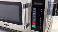 220V midea Commercial Microwave Oven 2100w NSF 2134G1A