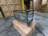 NSF 33 ins Heated Showcase HW-160