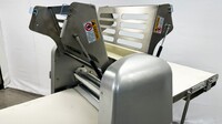Commercial Reversible Dough Sheeter 220v or 110v QSJ-520E