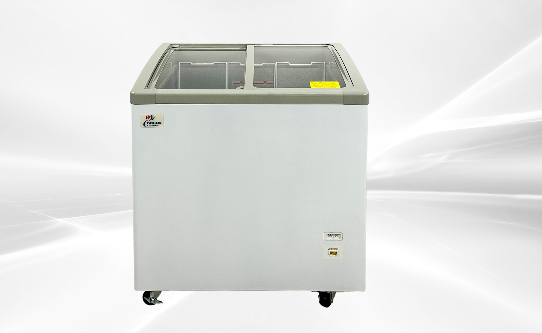 NSF 31 ins Ice Cream Glass Freezer 6.7 CU FT SD251S