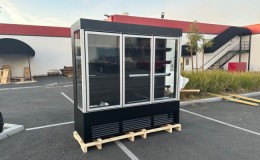NSF Commercial 3 Door Refrigerator Merchandiser 2000 LENGTH