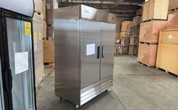 Clearance NSF commercial Reach In 2 door freezer 73382L051613