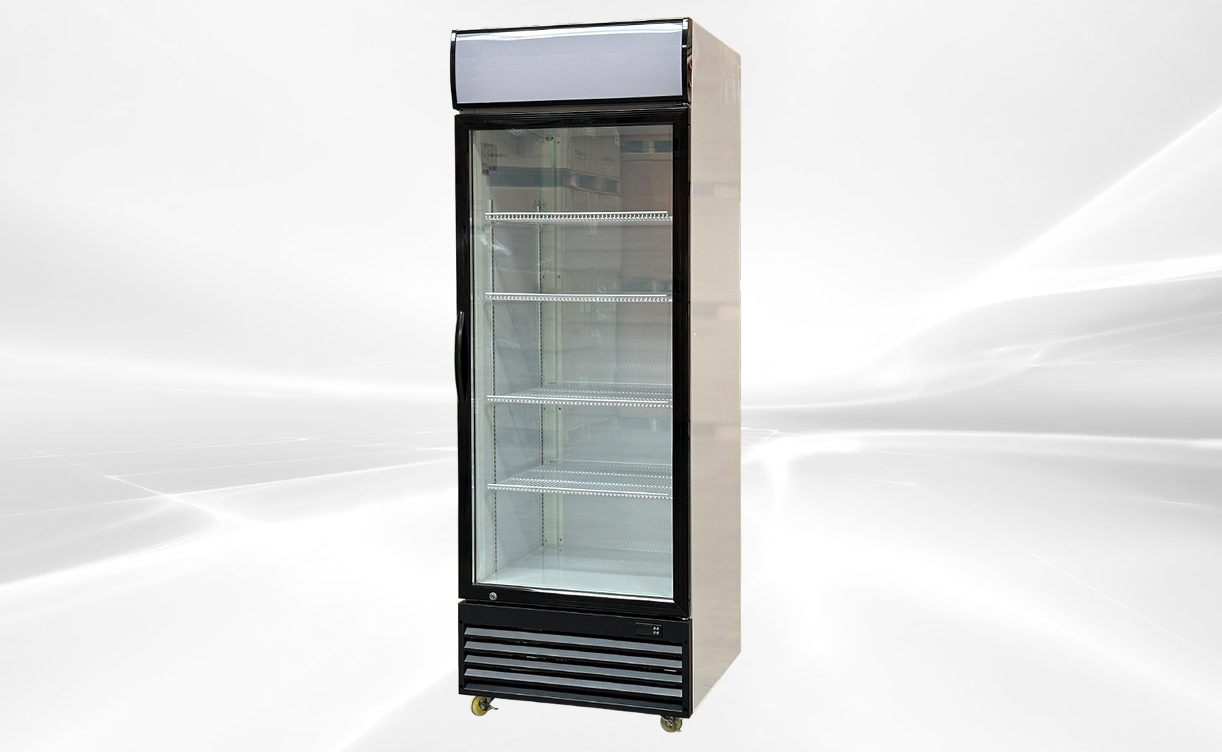 NSF 21 cu ft Commercial Merchandiser Refrigerator P600WB