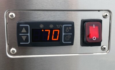 Refrigerated bakery refrigerator case NSF 48 in CW-370R