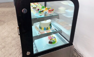 Refrigerated bakery refrigerator case NSF 36 in CW-270R