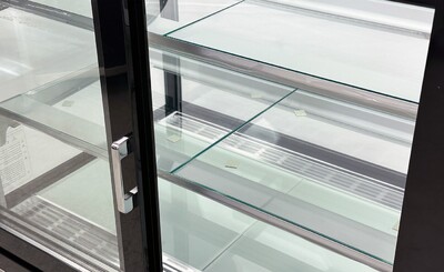 Refrigerated bakery refrigerator case NSF 36 in CW-270R