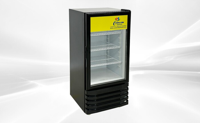 NSF Merchandising Merchandiser 47 inch high glass door LC-150A