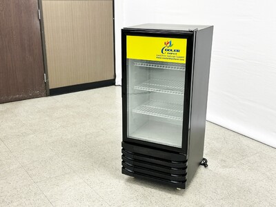 NSF Merchandising Merchandiser 47 inch high glass door LC-150A