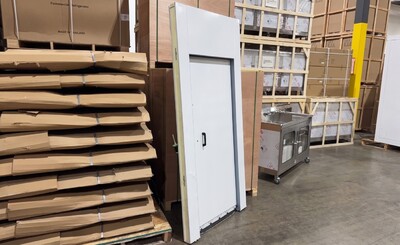 Walk In Cooler White Door With Frame NSF DOO5L