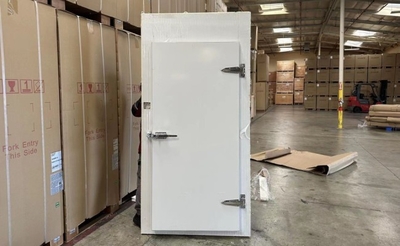 Walk In Cooler White Door With Frame NSF DOO1R