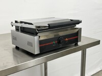 NSF Panini Sandwich Grill Grooved Plates Single PG811EA