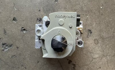 [Parts] PO19 Pizza Oven Gas Control 65237600/VR8205M2831