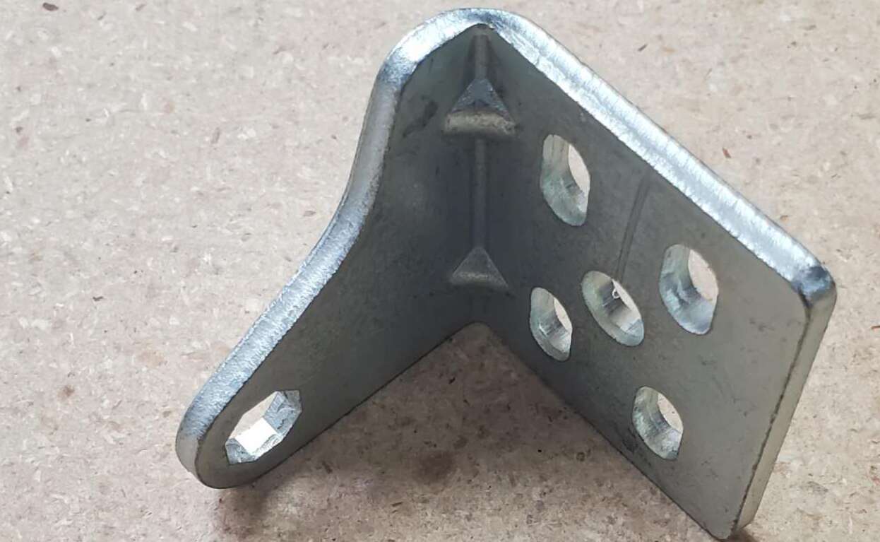 [Parts] ZW-150R Bakery Display Case Curved Glass Bracket-2