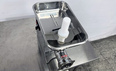 NSF 1100W Commercial Stainless Steel Meat Grinder HFM-22
