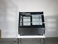 28 ins Refrigerated Countertop Bakery Display Case NSF CW-120-1