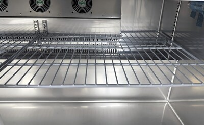 NSF 60 Ins Undercounter 2 Solid Doors Refrigerator AUR-15376