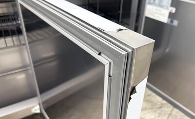 NSF 72 Ins Undercounter 3 Solid Doors Refrigerator AUR-18476