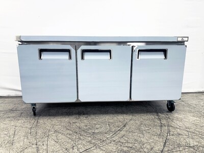 NSF 72 Ins Undercounter 3 Solid Doors Refrigerator AUR-18476
