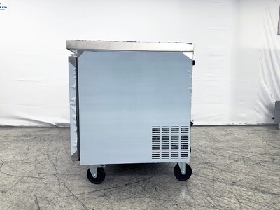 NSF 72 Ins Undercounter 3 Solid Doors Refrigerator AUR-18476