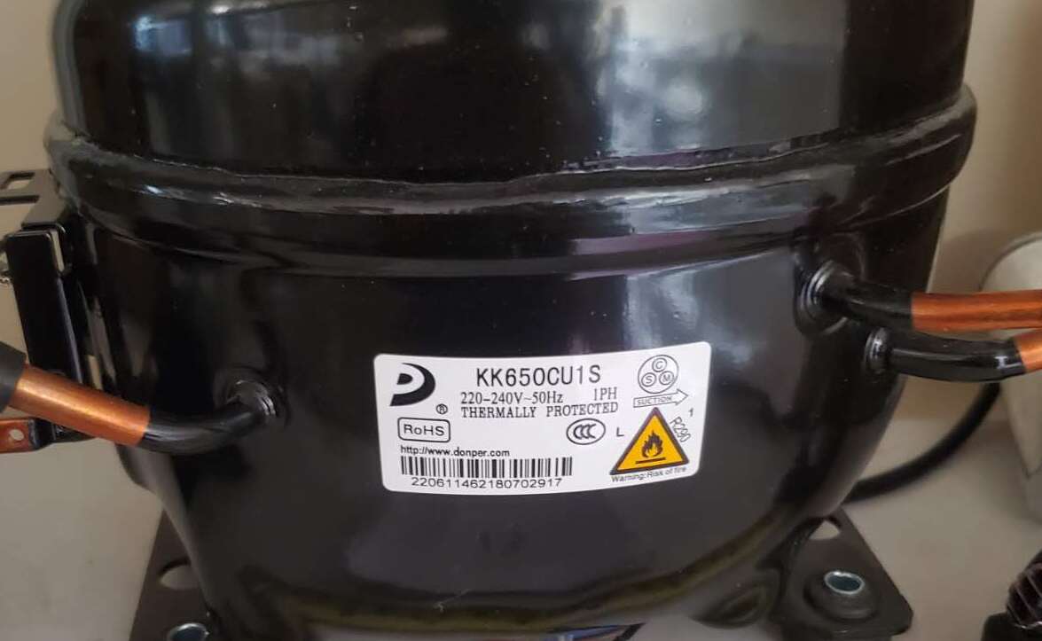 [Parts] LC230A Refrigertion Compressor KK650CU1S