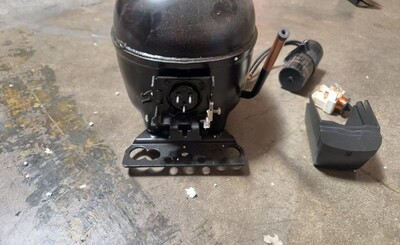 [Parts] CL-308 refrigerator display Compressor DLE4.8CN