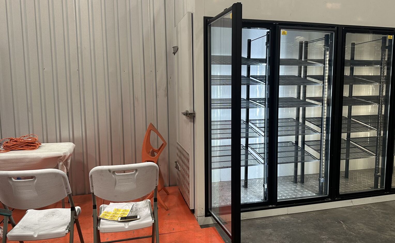 NSF Walk-In Cooler Merchandiser 3 Door with frame