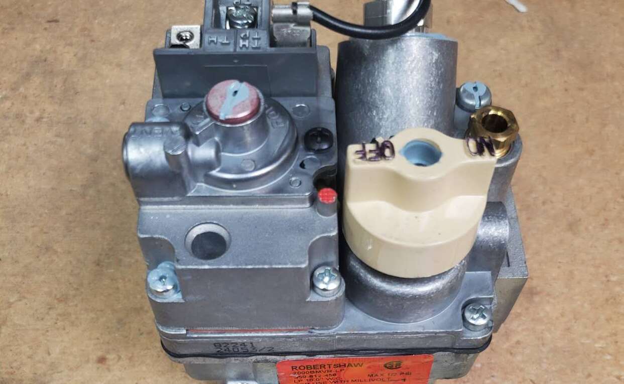 [Parts] DCF-LP Robert Shaw Unitrol Actuated Control Valve