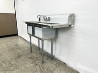 NSF Right 1 Two Compartment Sink With Faucet HN-C2T151512-15R