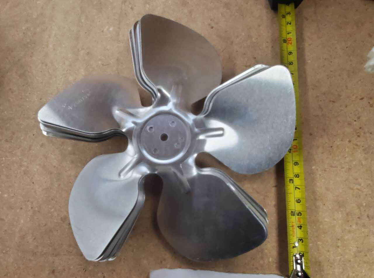 [Parts] TUC72R Undercounter refrigerator Fan Blade ￠200 28°