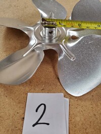 [Parts] TUC27F Undercounter Freezer Fan Blades With Axis 172