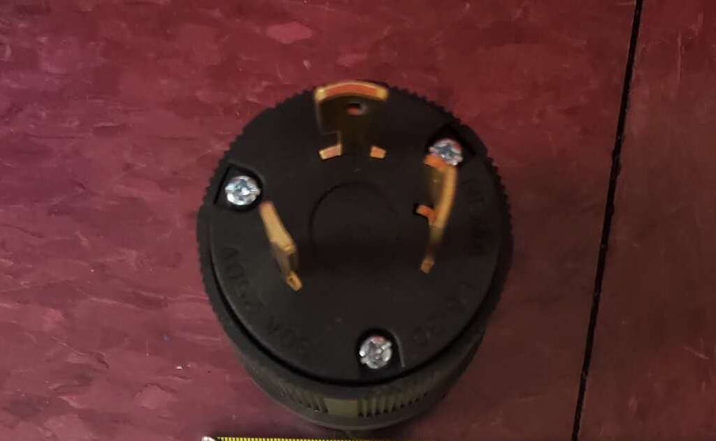 [Parts] Power Plog Three Pin L6-30 30A 250V R12