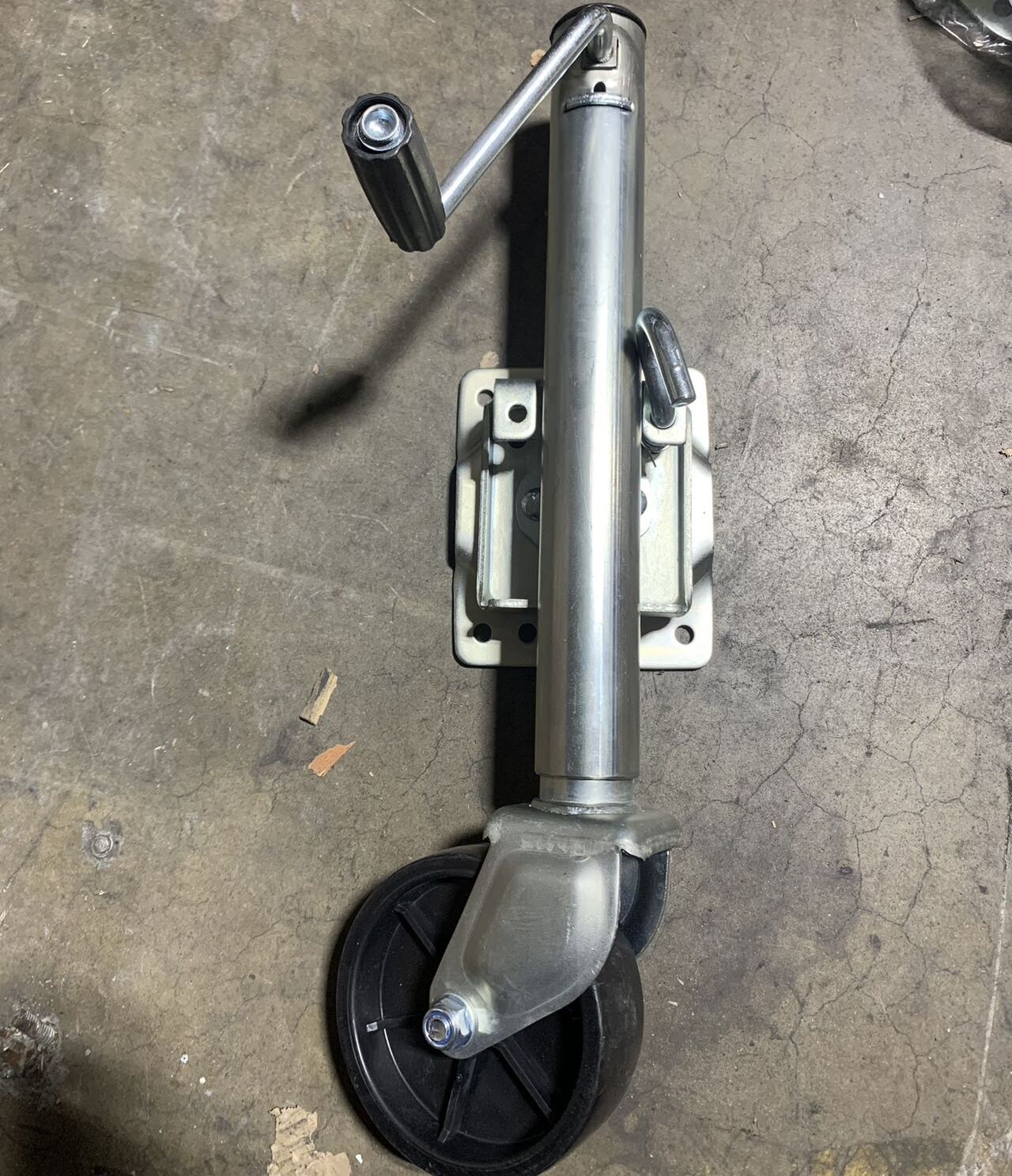 [Parts] FT42 Food Vending Trailer Traction Leg