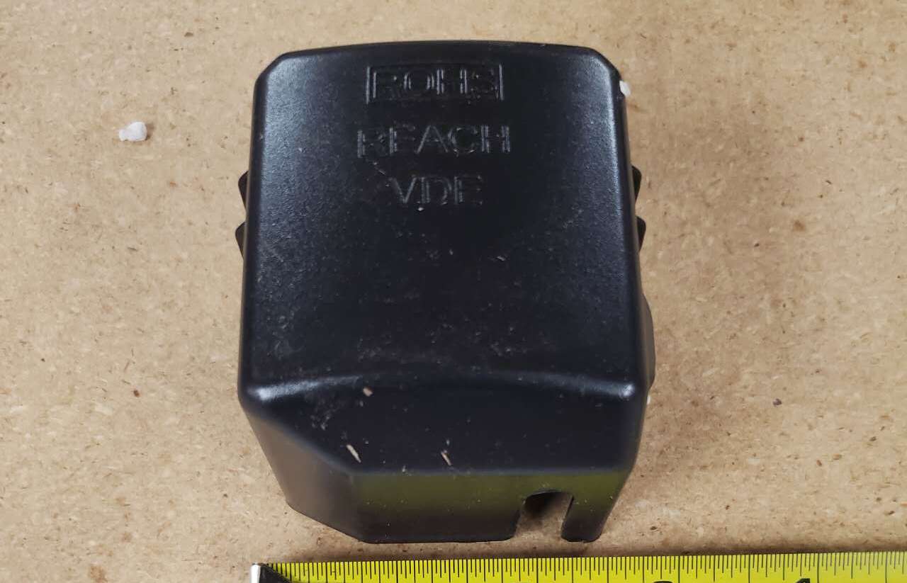 [Parts] LG1000 Two glass door refrigerator Compressor Plastic Co