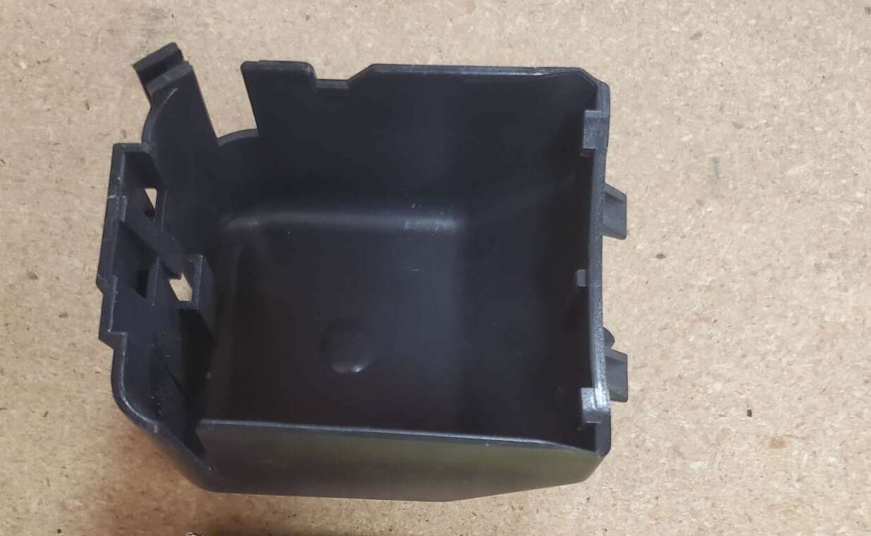 [Parts] LG1000 Two glass door refrigerator Compressor Plastic Co