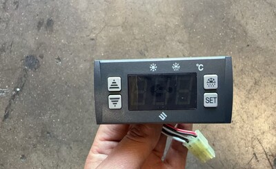 [Parts] Temperature Controller SF-104S-2
