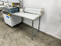 NSF Clean Dish Table 48W x 30D x45H inches HN-DTC48R