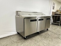 NSF Sandwich Prep Table Top Two Door Refrigerator ESP71
