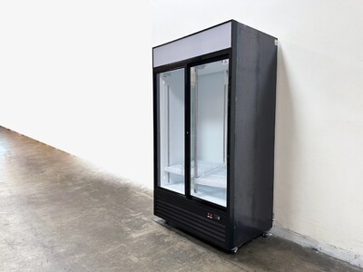 NSF 44 ins Double Sliding Door Upright Cooler GSC-35