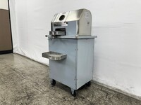Electric Sugar Cane Juicer 750W Sugarcane Machine 110V L9