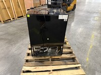 Clearance Merchandiser Glass Freezer  Not cooling   100686F0325