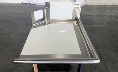 NSF Clean Dish Table 24W x 30D x43.7H inches HN-DTC24R